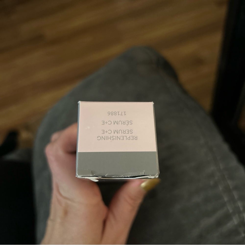 Mary Kay TimeWise Replenishing Serum C+E - Picture 5 of 5